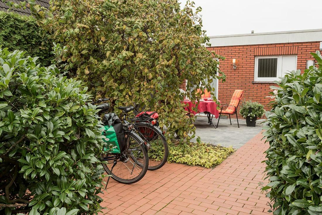 Luettjeloog Villa Leer Exterior foto